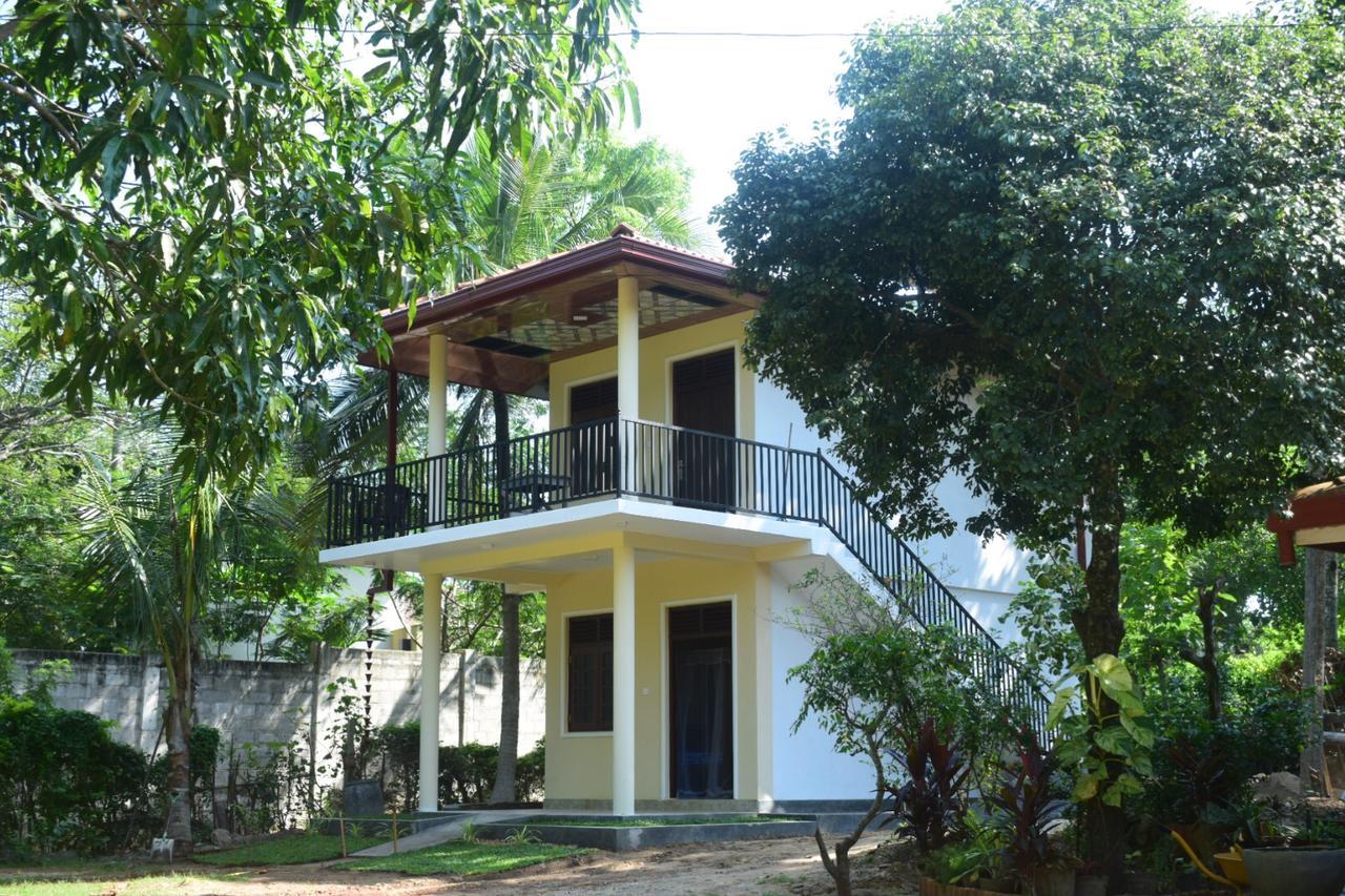 Golden Beach Rest Tangalle Exterior photo