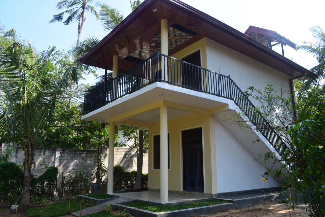 Golden Beach Rest Tangalle Exterior photo